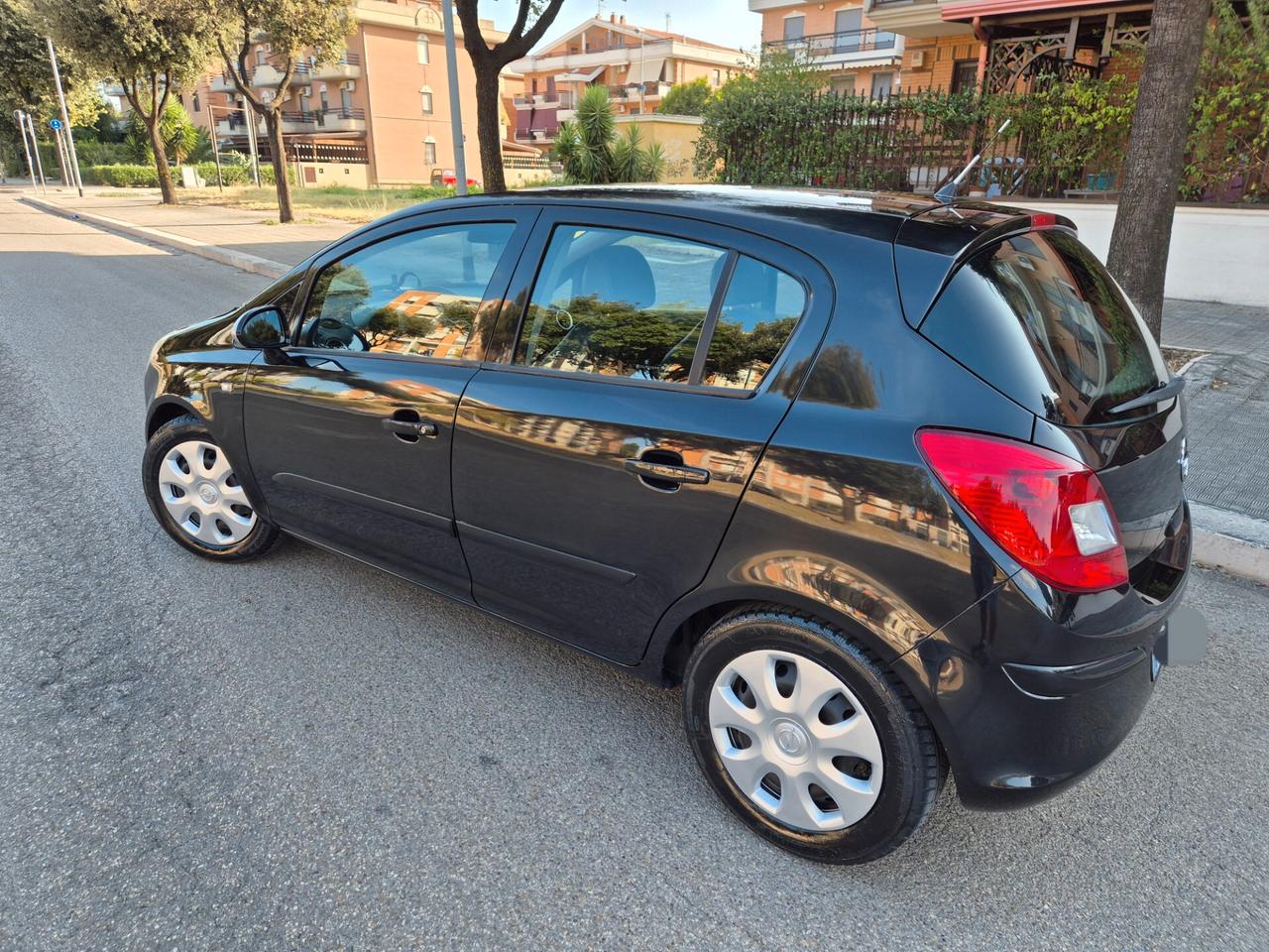 Opel Corsa 1.2 gpl anno 08