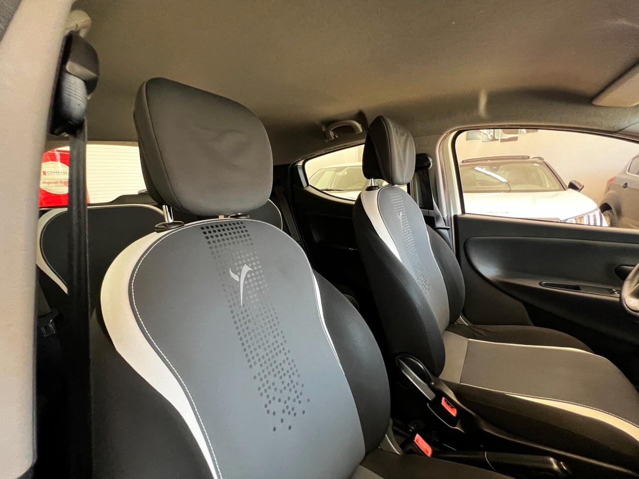 Lancia Ypsilon 1.3 MJT 16V 95 CV 5 porte S&S Elefantino