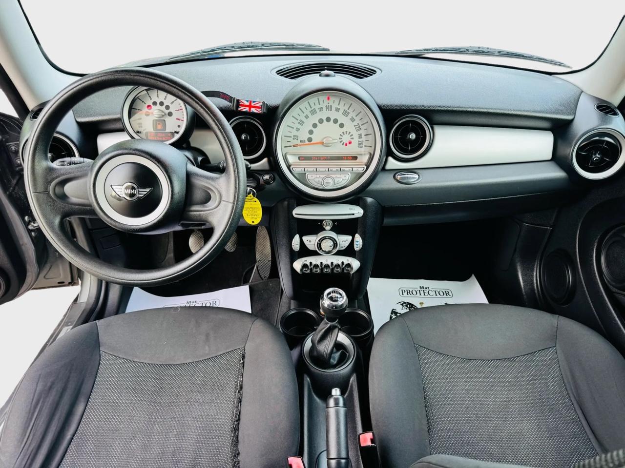 Mini 1.6 16V One (55kW)