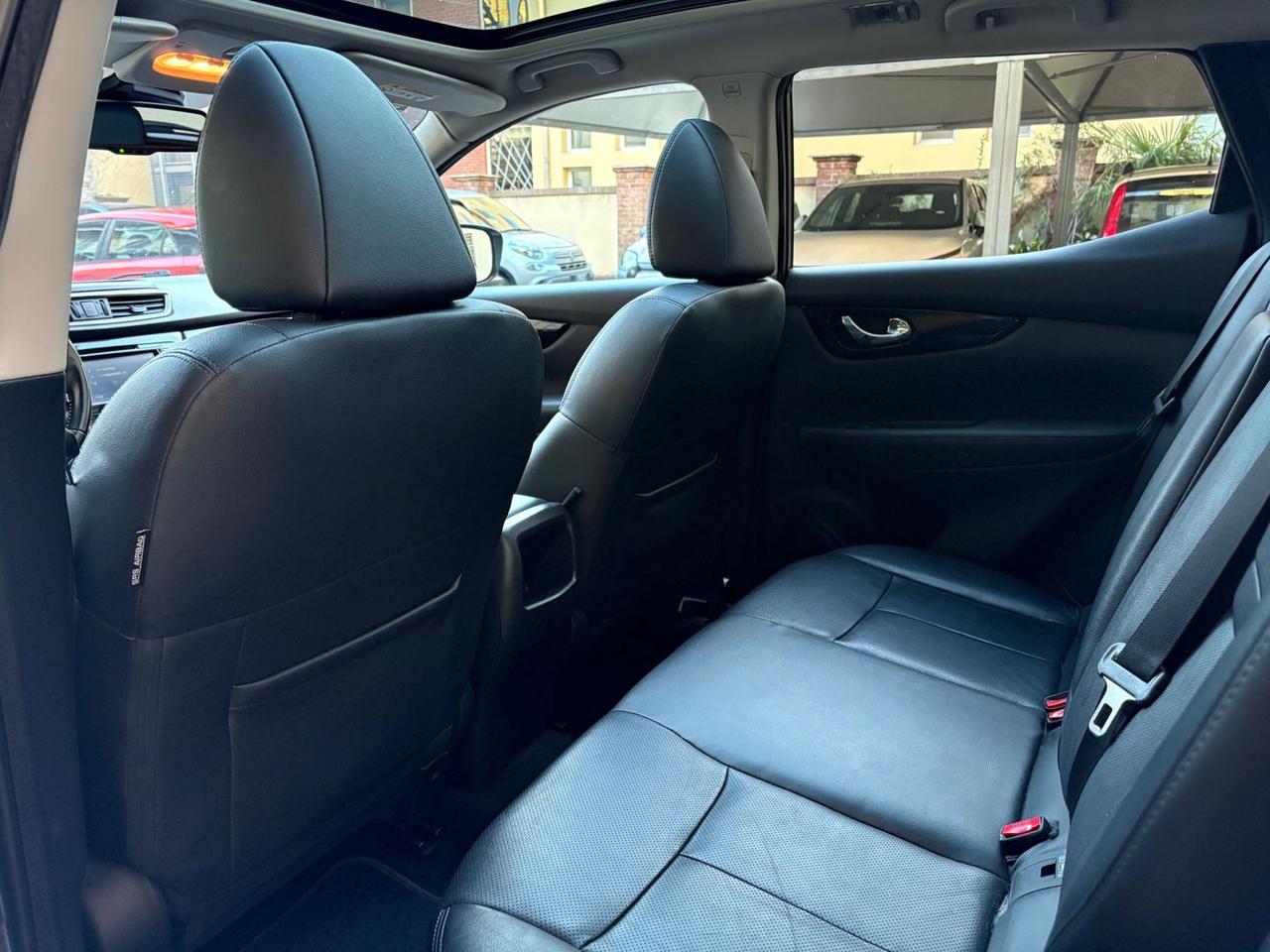 Nissan Qashqai Black Edition 1.6 dCi #7513