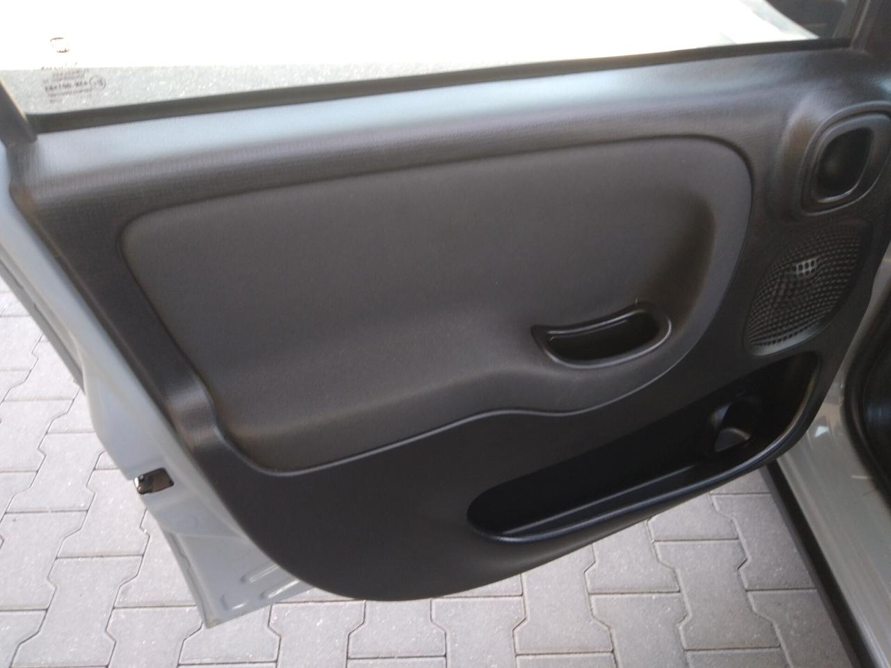 Fiat Panda 1.0 70cv FireFly S&S Hybrid x neopatentati
