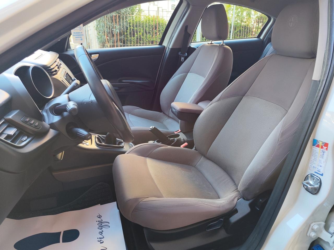 Alfa Romeo Giulietta 1.6 JTDm-2 105CV Distinctive