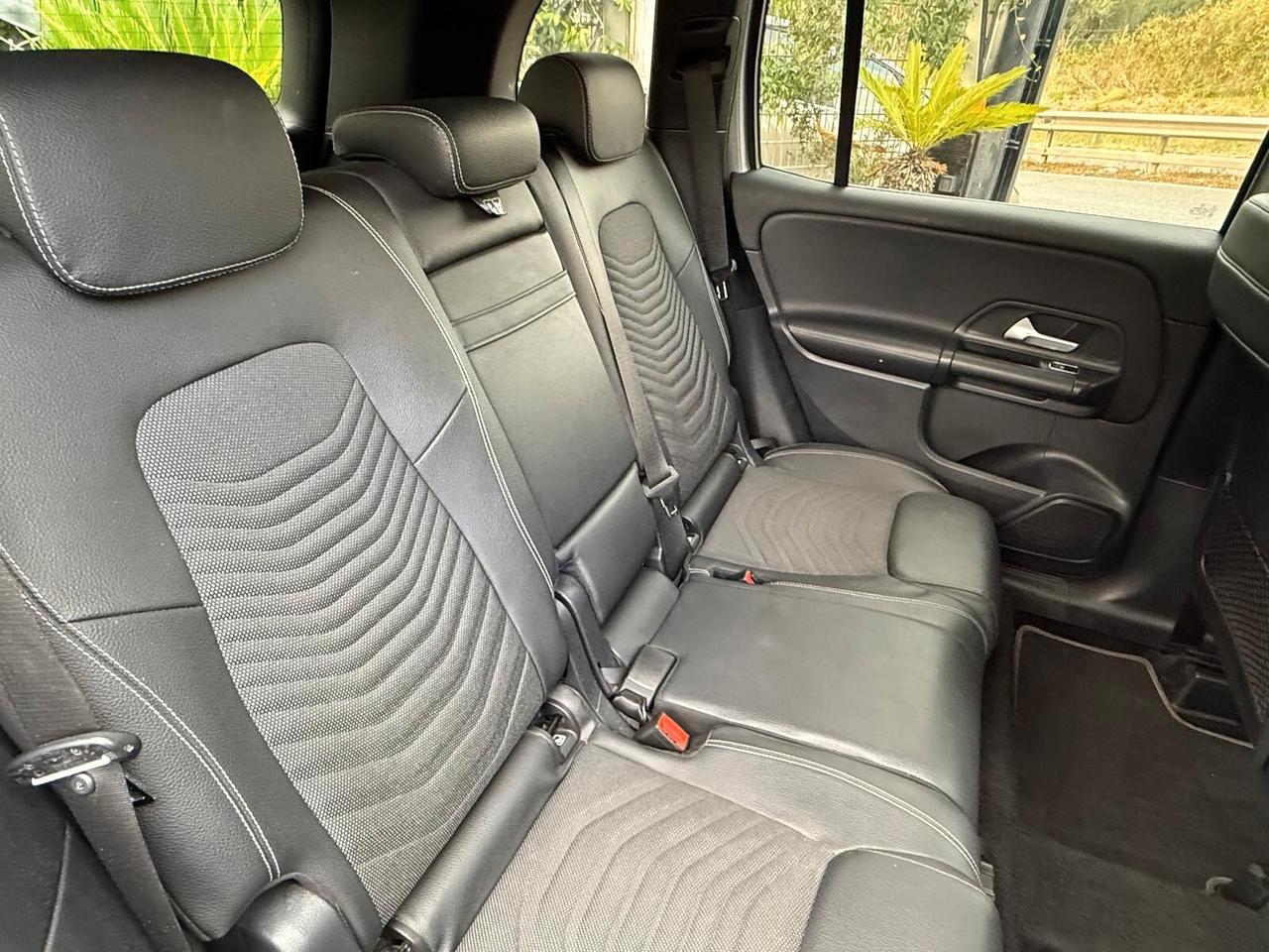 Mercedes-benz GLB 200 d Automatic Business