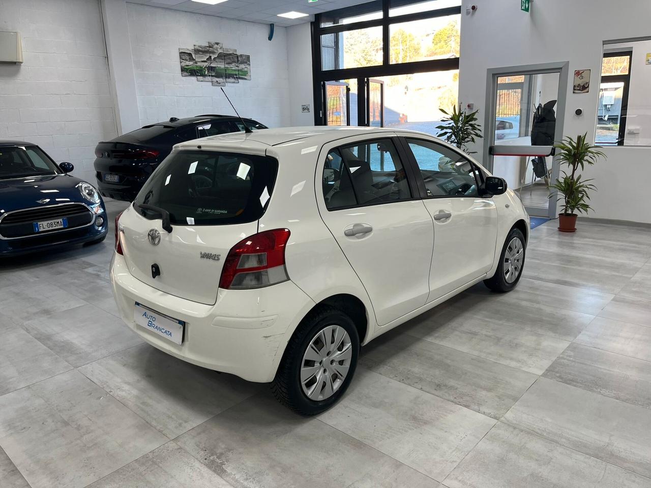 Toyota Yaris 5p 1.0