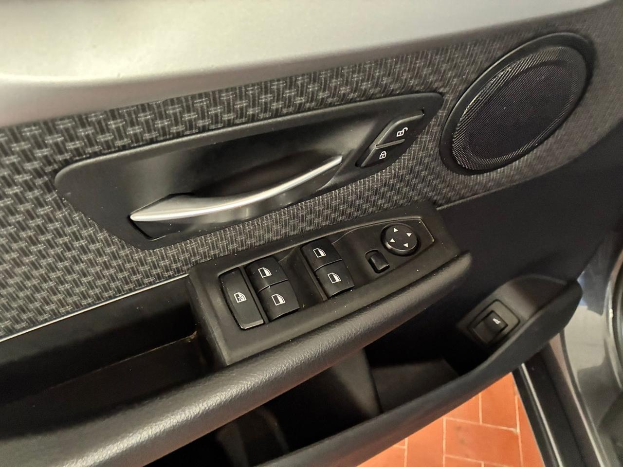 BMW Serie 2 216d active tourer sport auto my17
