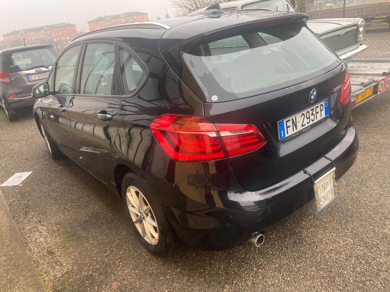 Bmw 2er Active Tourer 218d Advantage