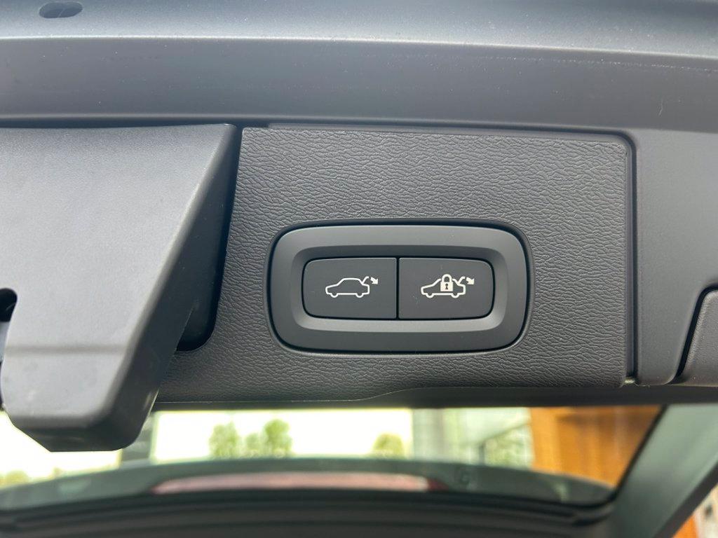 VOLVO XC60 2.0 b4 Plus Dark awd auto del 2025