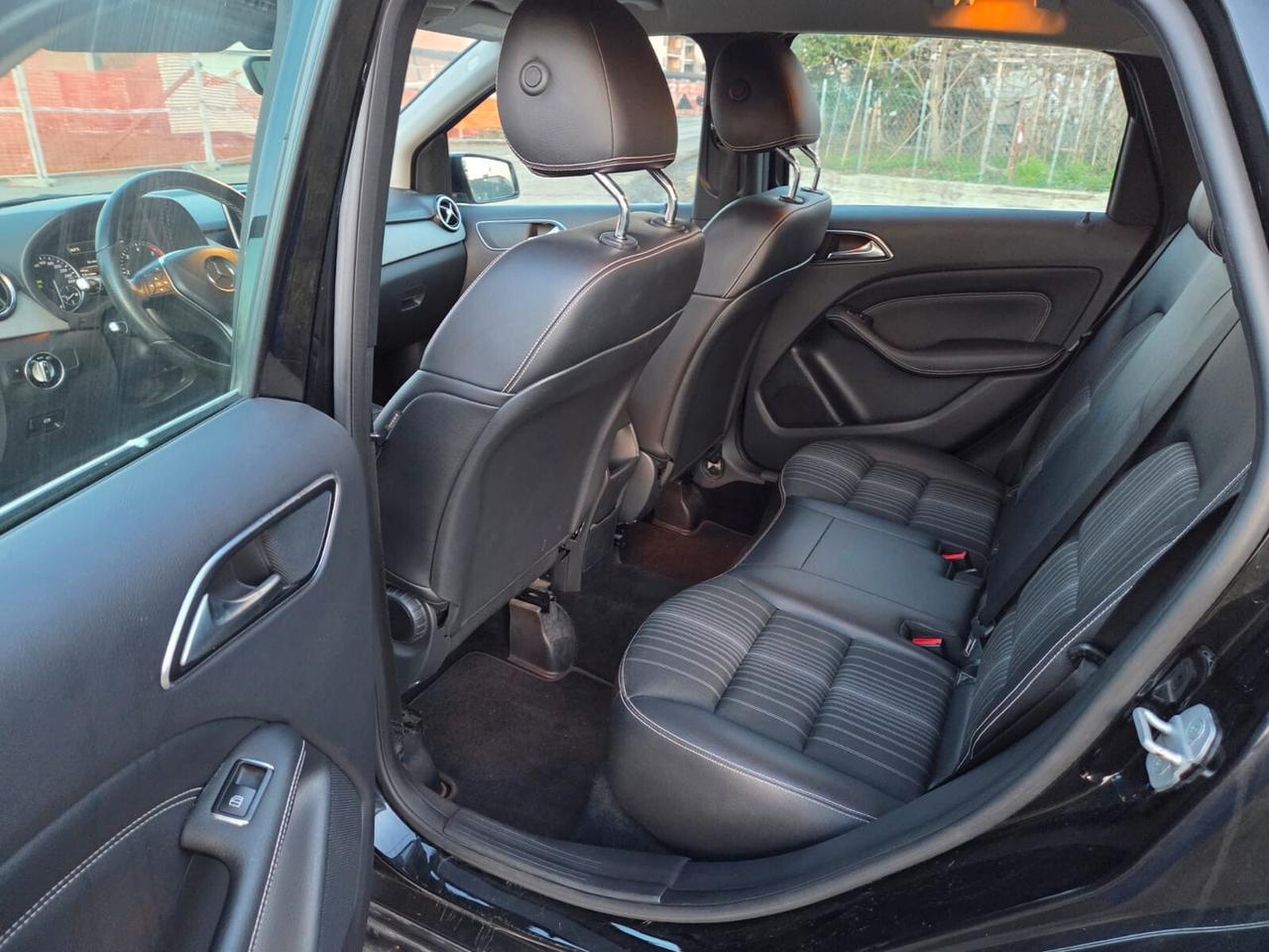 Mercedes-benz B 200 CDI Automatic Premium