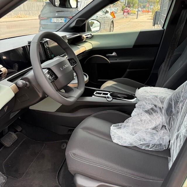 Lancia Ypsilon Hybrid e-DCT Edizione Cassina