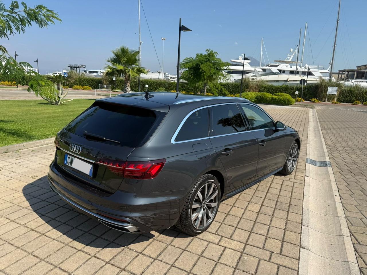 Audi A4 Avant 35 TDI/163 CV - MATRIX - COCKPIT