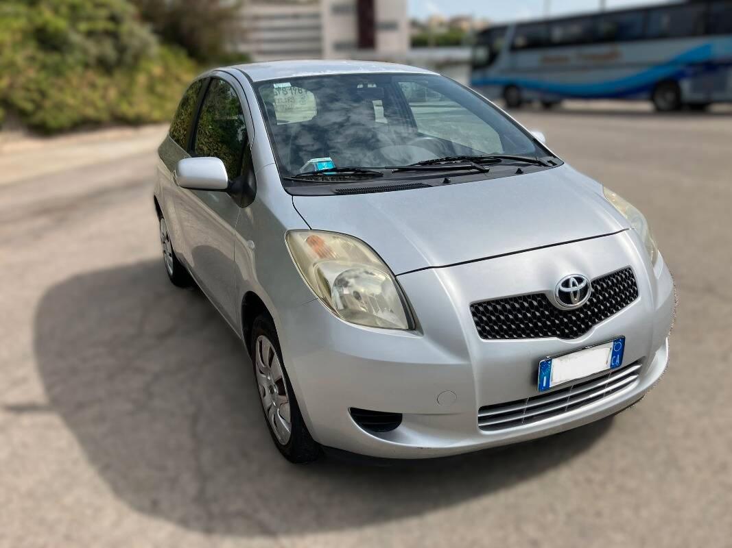 Toyota Yaris 3 Porte 1.0 Sol 3p