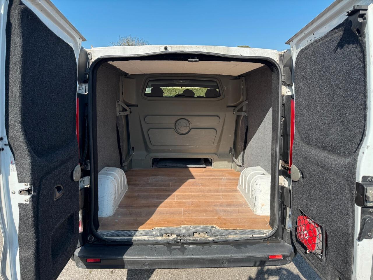 Opel Vivaro 29 2.0 CDTI PC-TN Combi Semivetrato M1