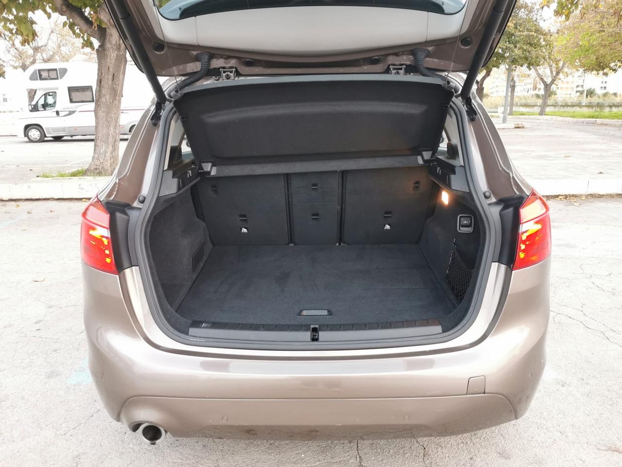 Bmw 216 Active Tourer Luxury autom. 12/2019