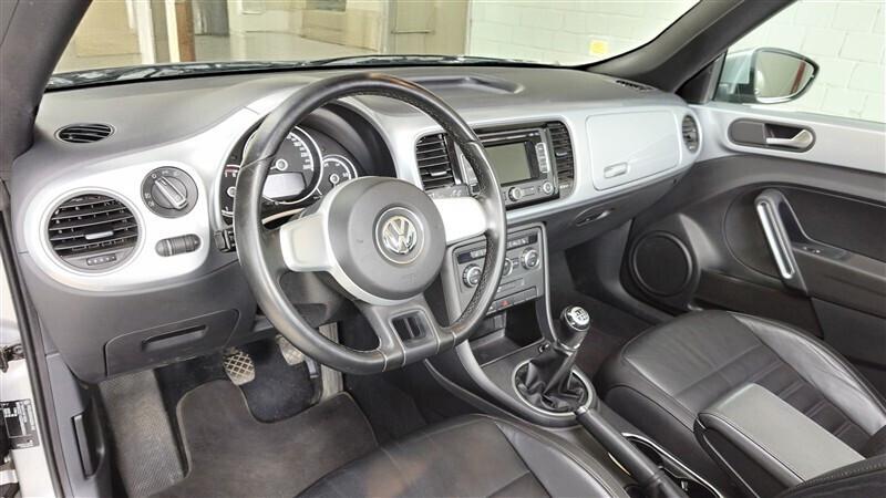 Volkswagen Maggiolino Cabrio 1.2 TSI Design !!! KM 76.800 !!!