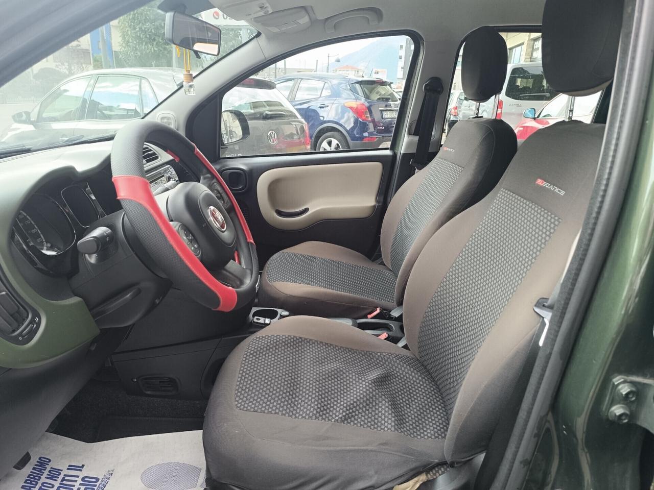 Fiat Panda 0.9 Natural Power Trekking 2 TRENI GOMME