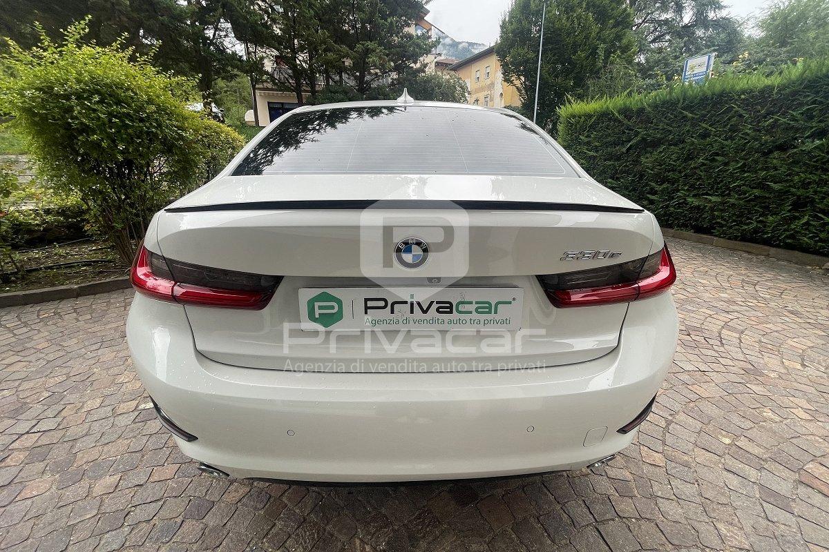 BMW 330e Business Advantage