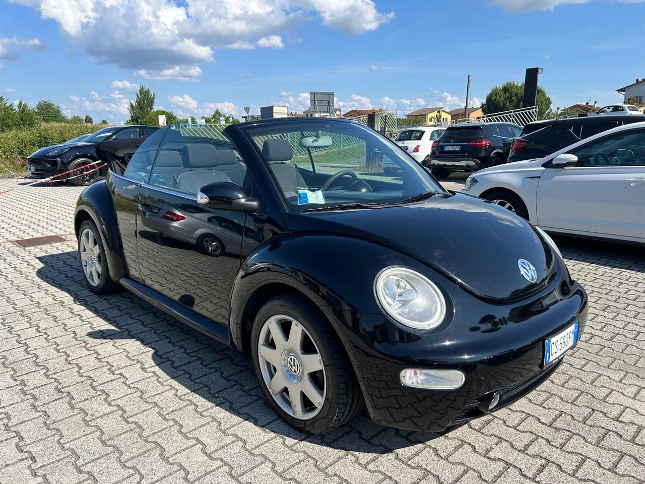 Volkswagen New Beetle 1.6 Cabrio