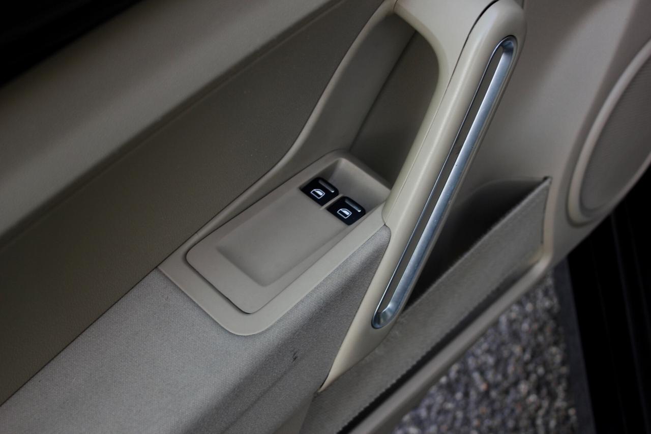 Volkswagen Maggiolino 1.2 TSI Design SEDILI RISCALDATI SENSORI