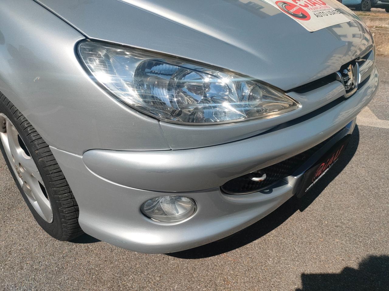 Peugeot 206 1.6 16V CC Enfant Terrible