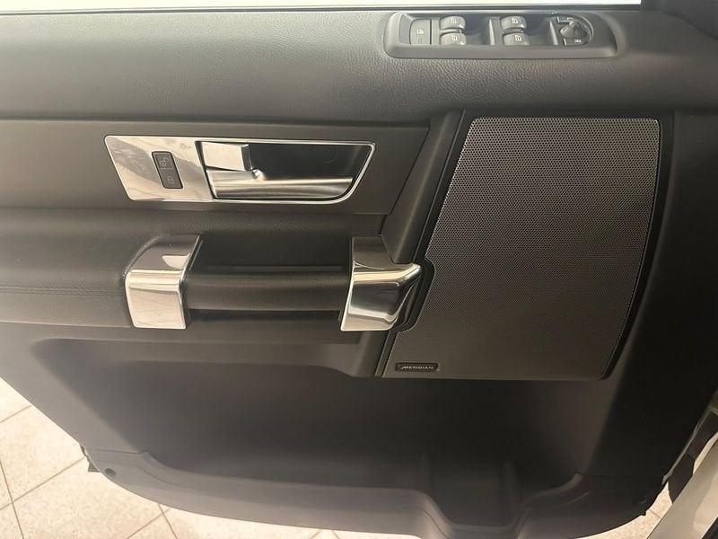 Land Rover Discovery 4 3.0 TDV6 211CV SE 7 POSTI