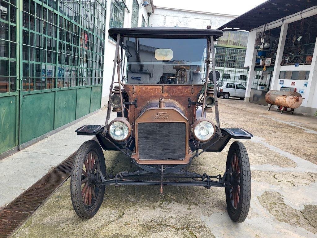 Ford Model T Roadster – 1911