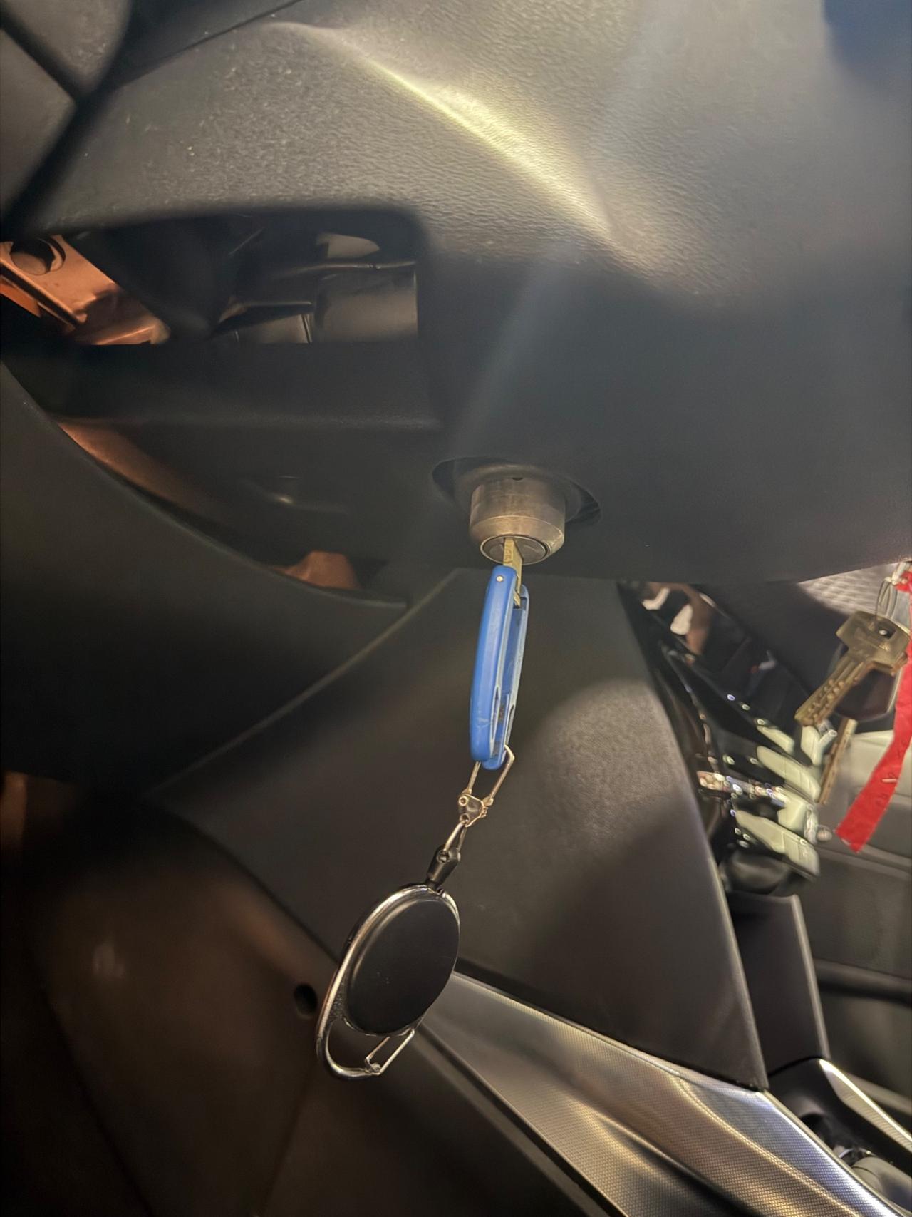 Peugeot 2008 1.6 e-HDi 115 CV Stop&Start Allure
