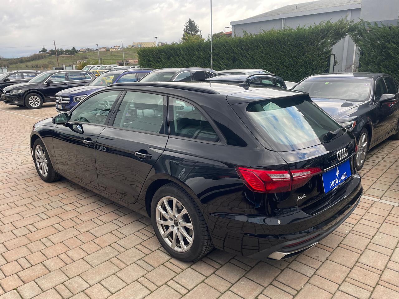 Audi A4 Avant 30 TDI/136 CV S tronic Business