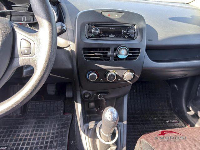 RENAULT Clio 1.2 75CV 5 porte Life