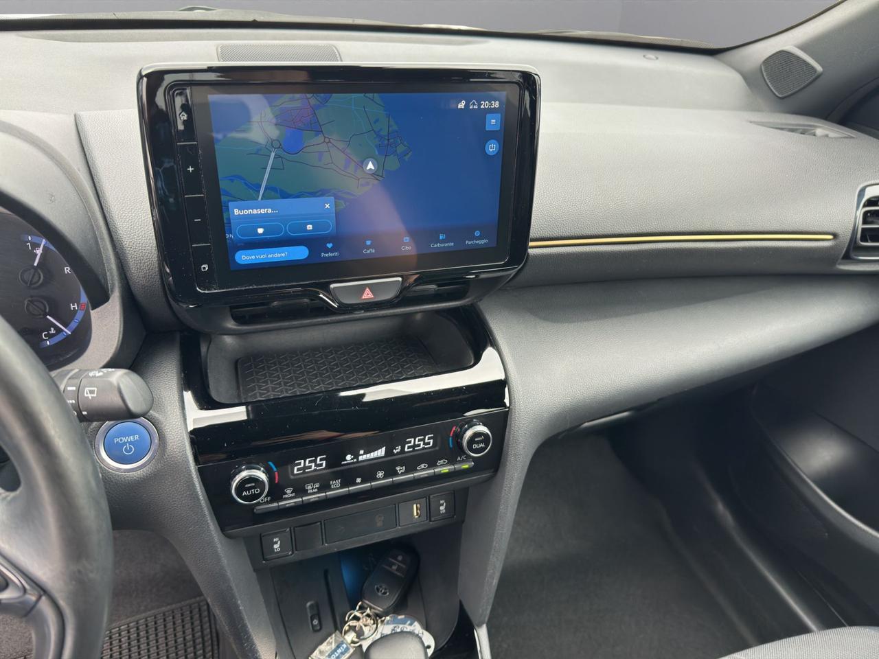 Toyota Yaris Cross 1.5h Adventure fwd 116cv e-cvt