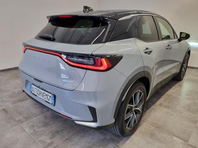 LEXUS LBX Hybrid 4WD Emotion