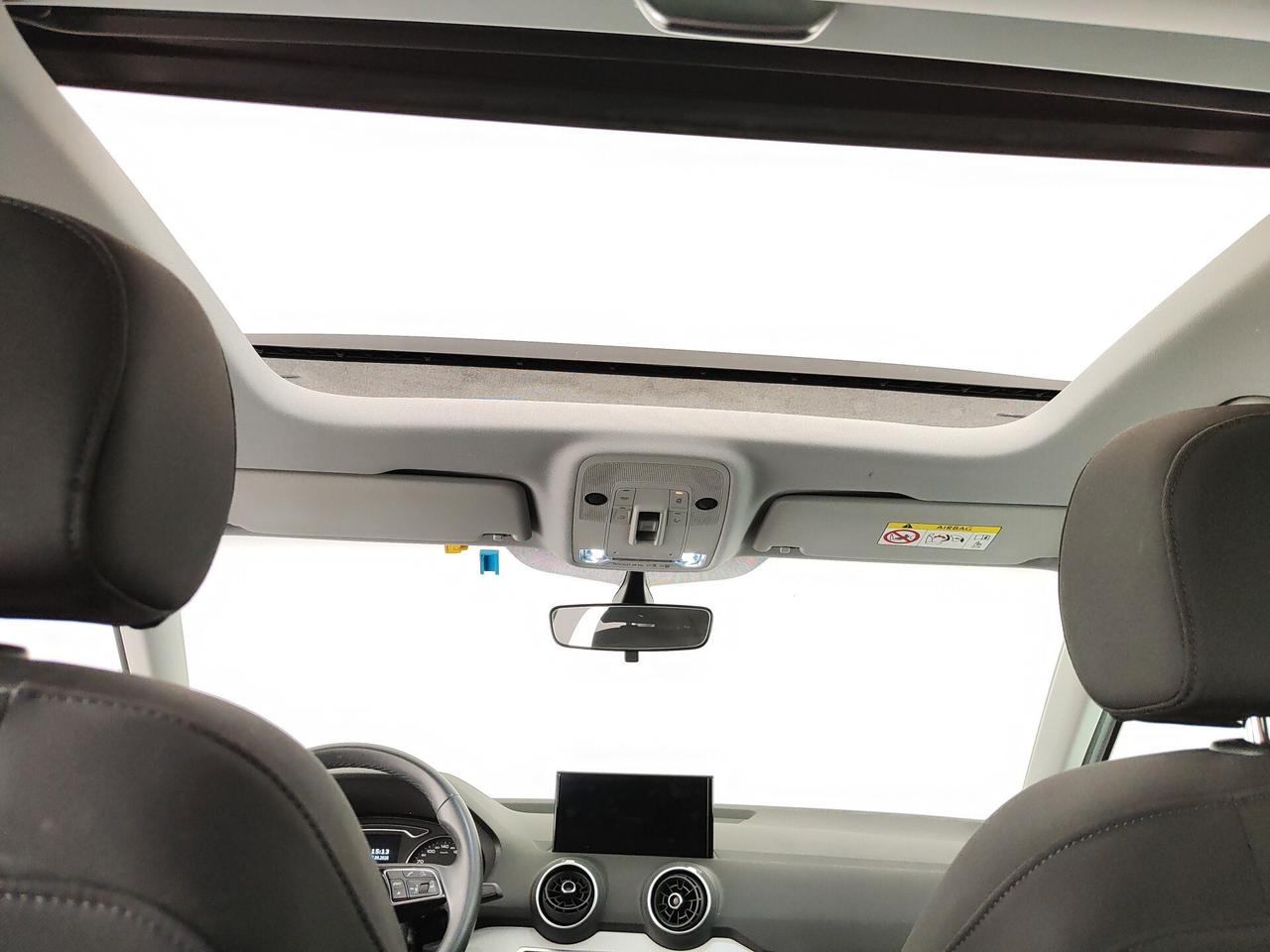 Audi Q2 30 TDI S tronic Business