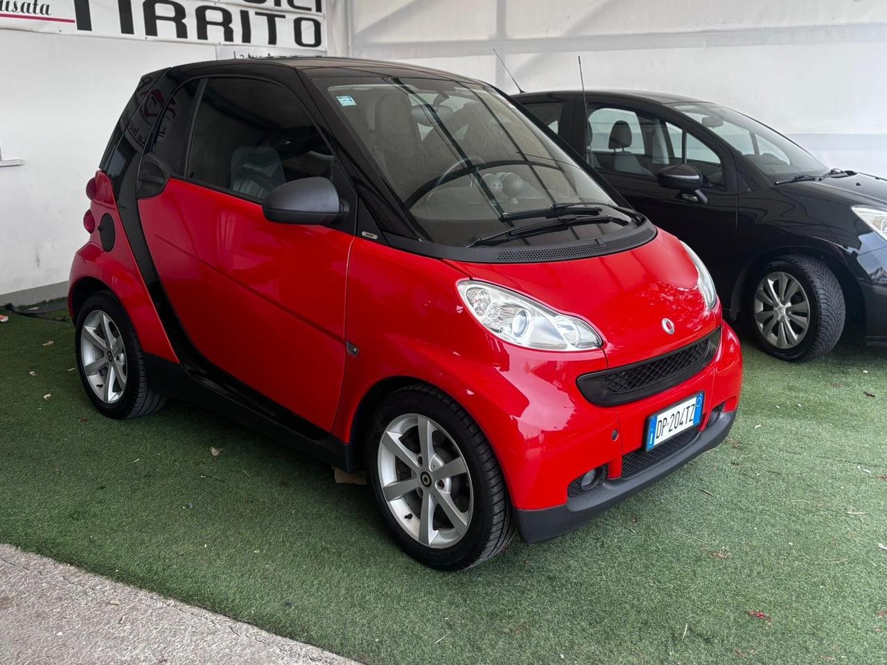 Smart ForTwo 1000 62 kW coupé passion
