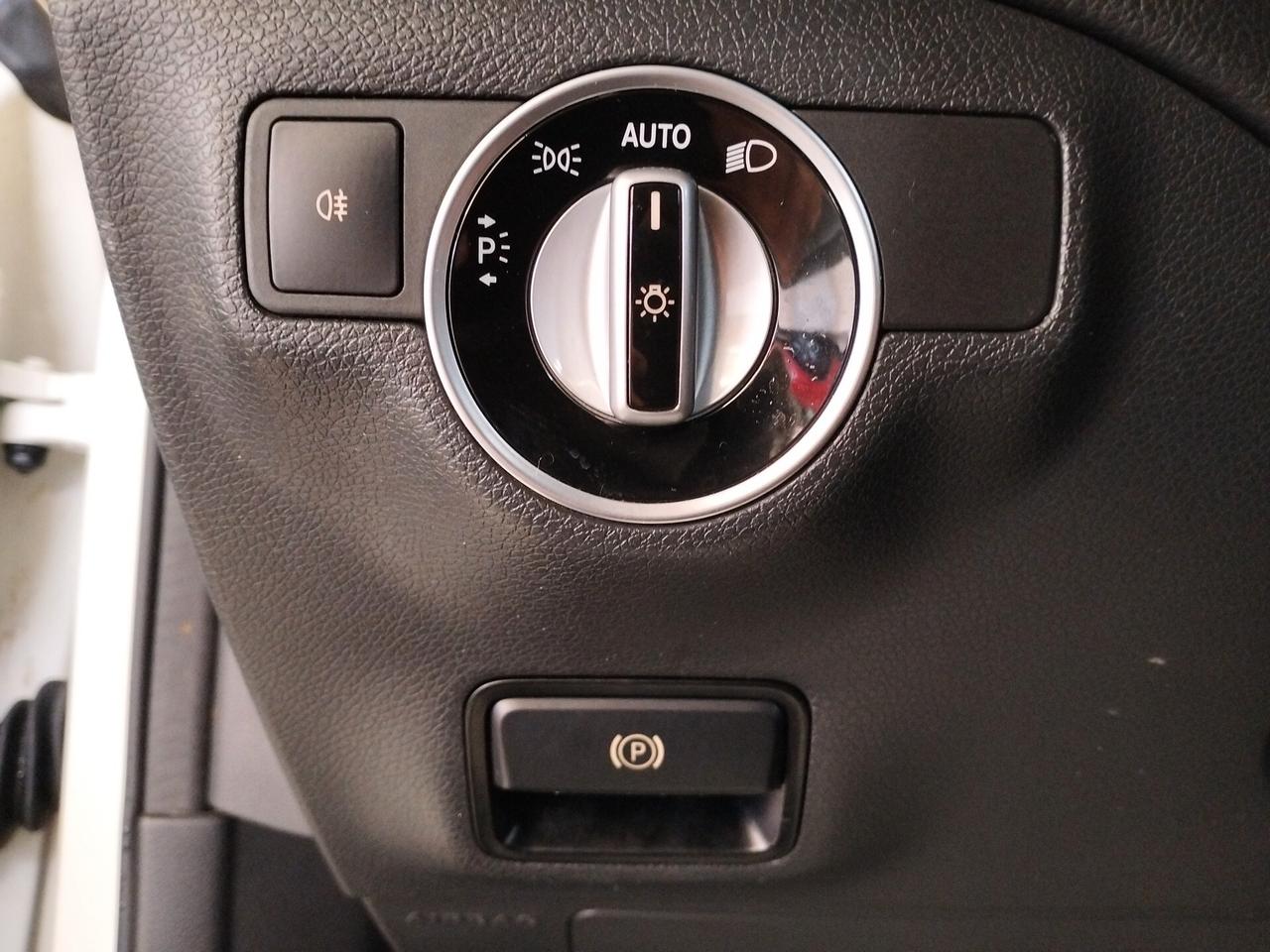 Mercedes-benz GLA 200 d Automatic Sport - NEOPATENTATI