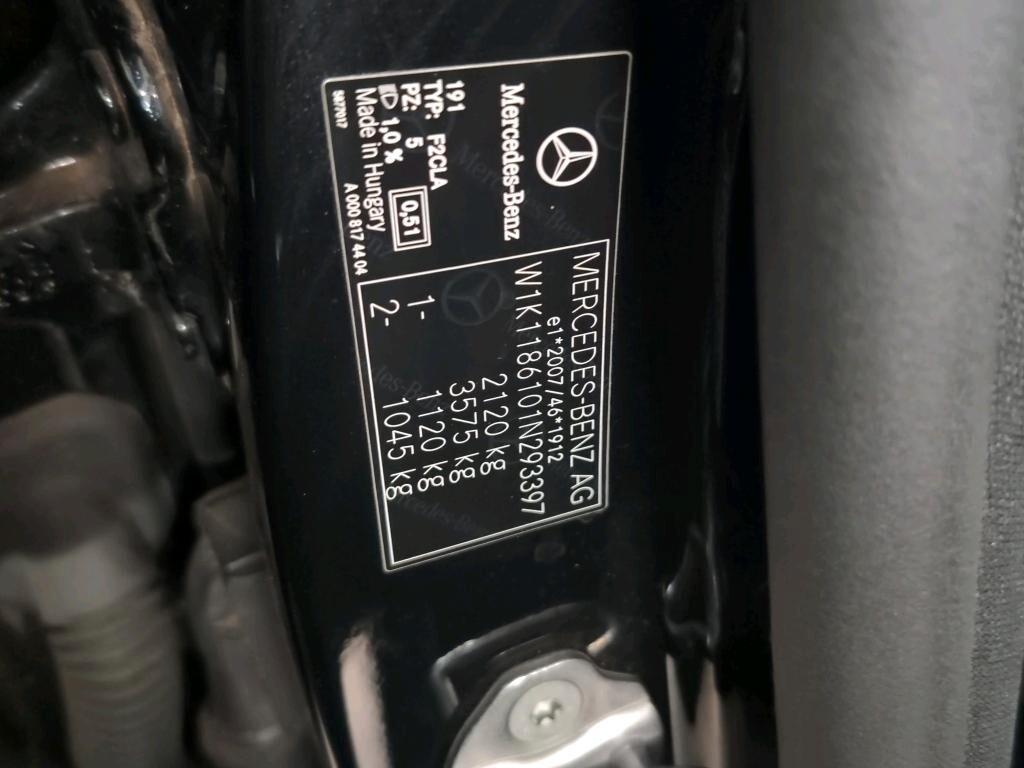 MERCEDES-BENZ CLA SHOOTING BRAKE 180D 115CV AUTOMATIC BUSINESS SOLUTION ( FARI LED - CRUISE - NAVI PREMIUM - PARK ASSIST - TELECAMERA POST. )