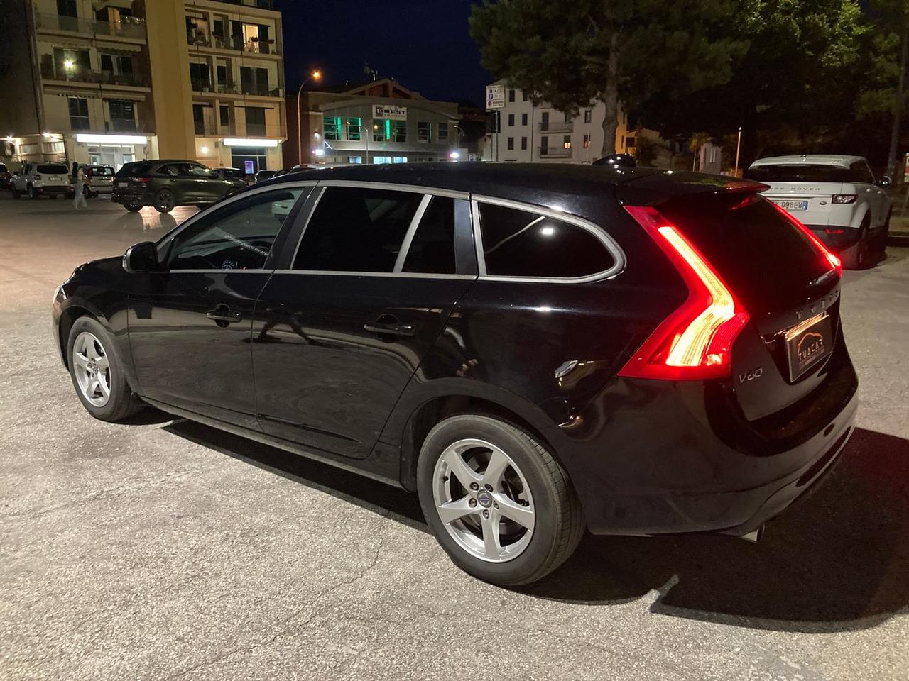 Volvo V60 2.0 D2 Kinetic #6753