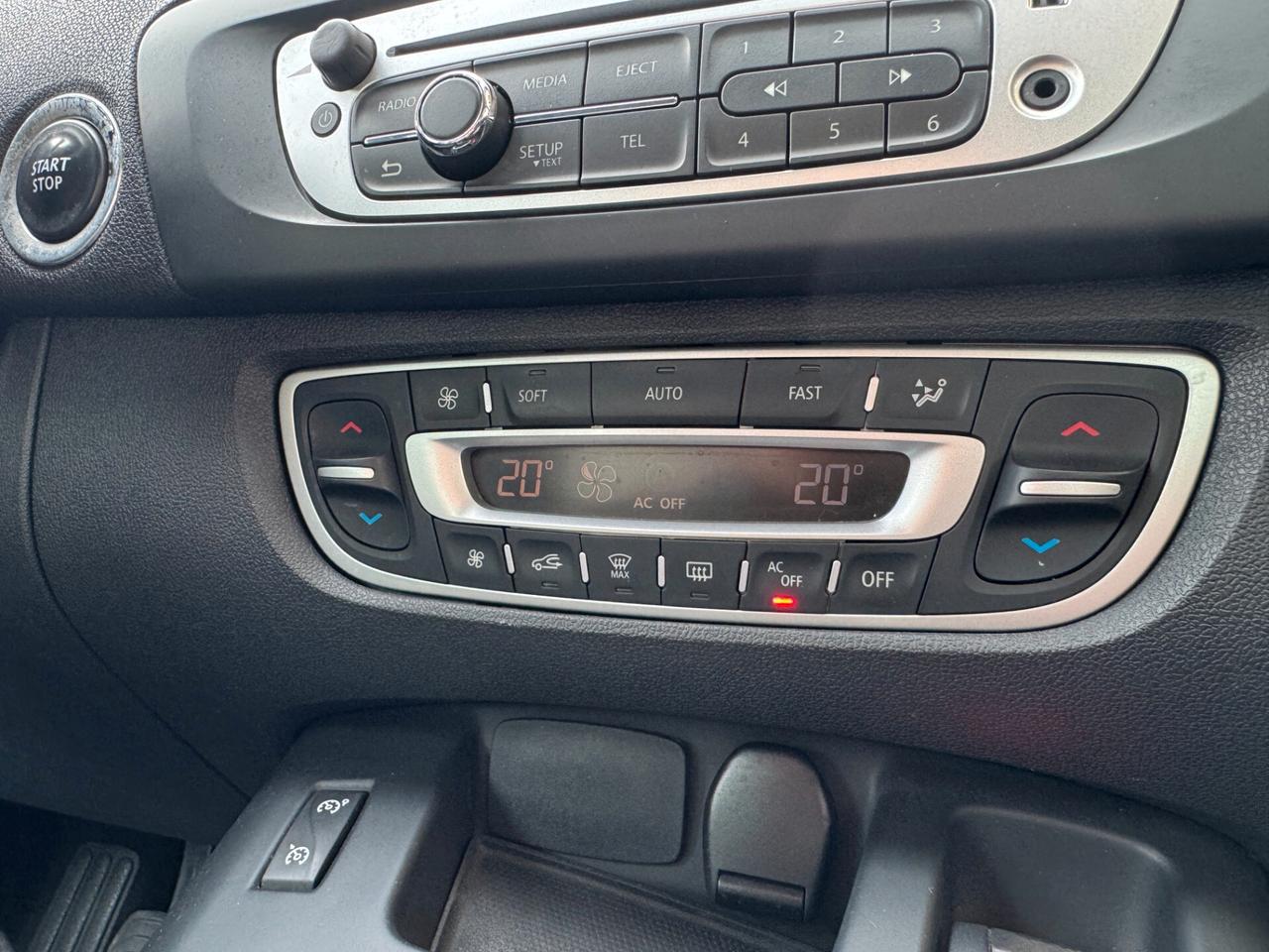 Renault Scenic Scénic XMod 1.5 dCi 110CV Limited