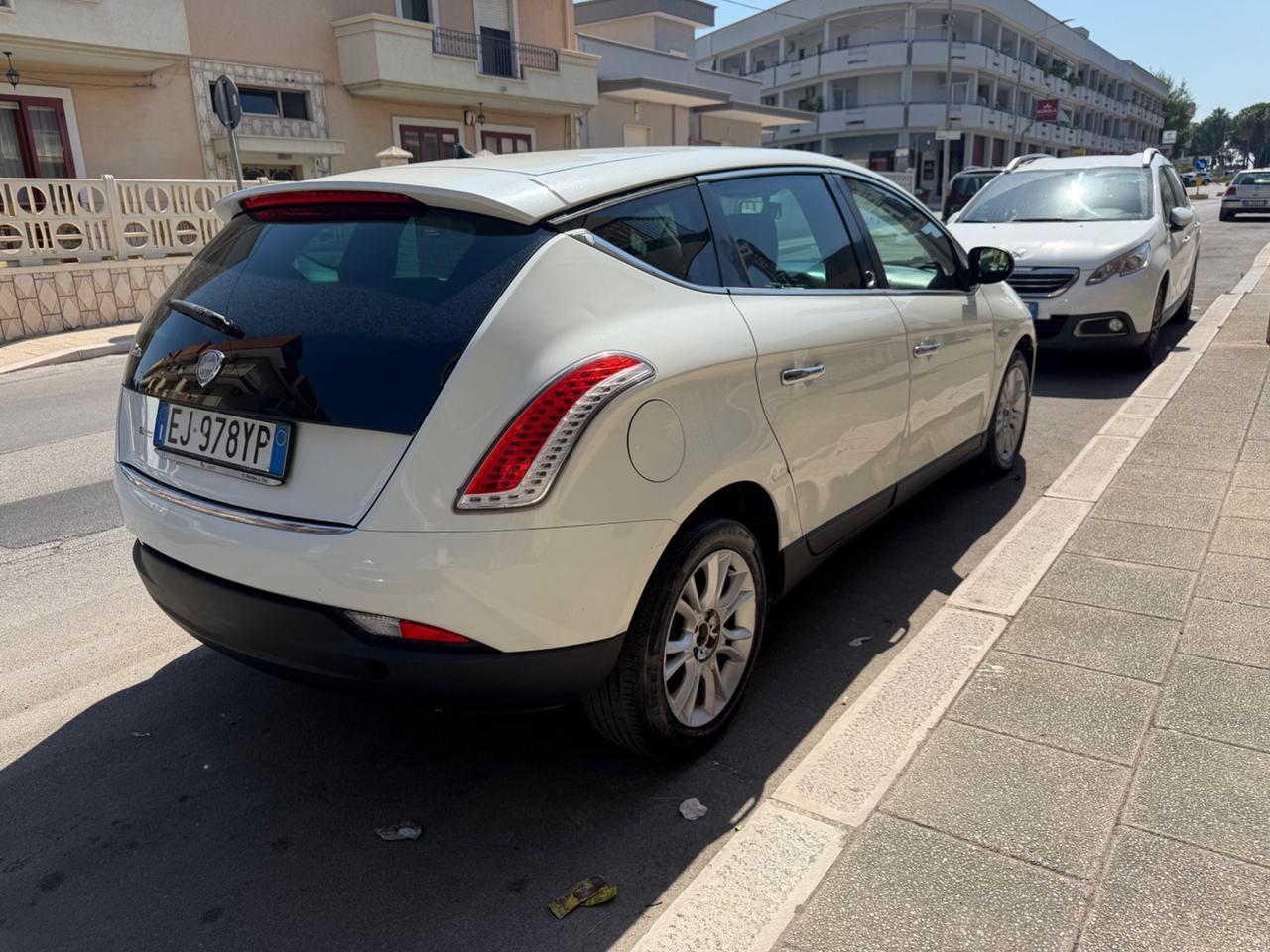 Lancia Delta 1.6 MJT DPF Gold