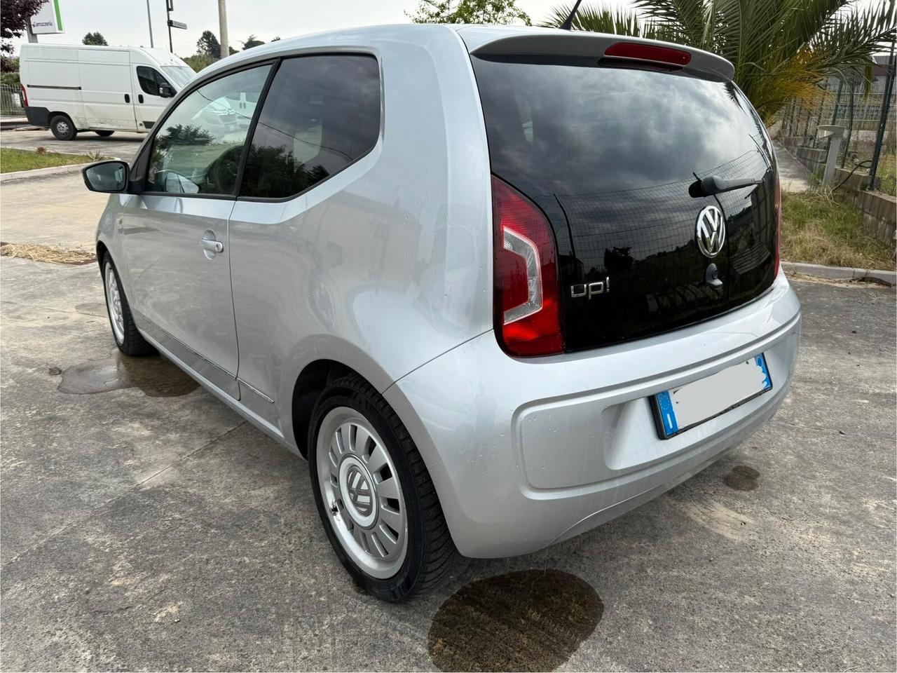 Volkswagen up! 1.0 75 CV 3p. high up!