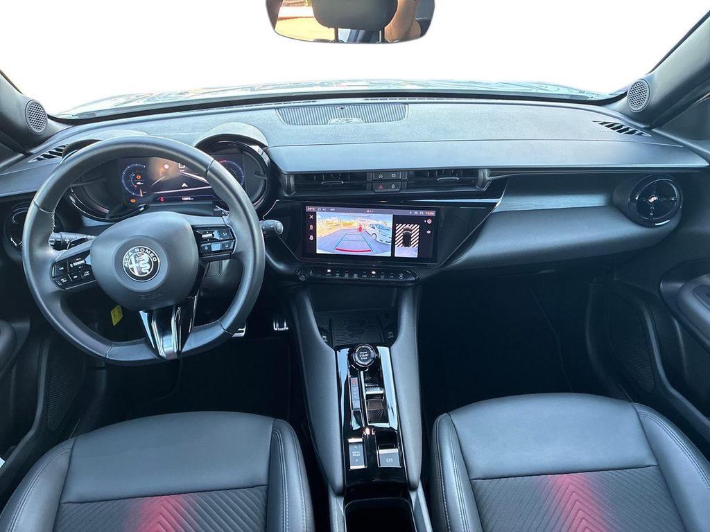 Alfa Romeo Junior 1.2 ibrida Speciale 145cv edct6