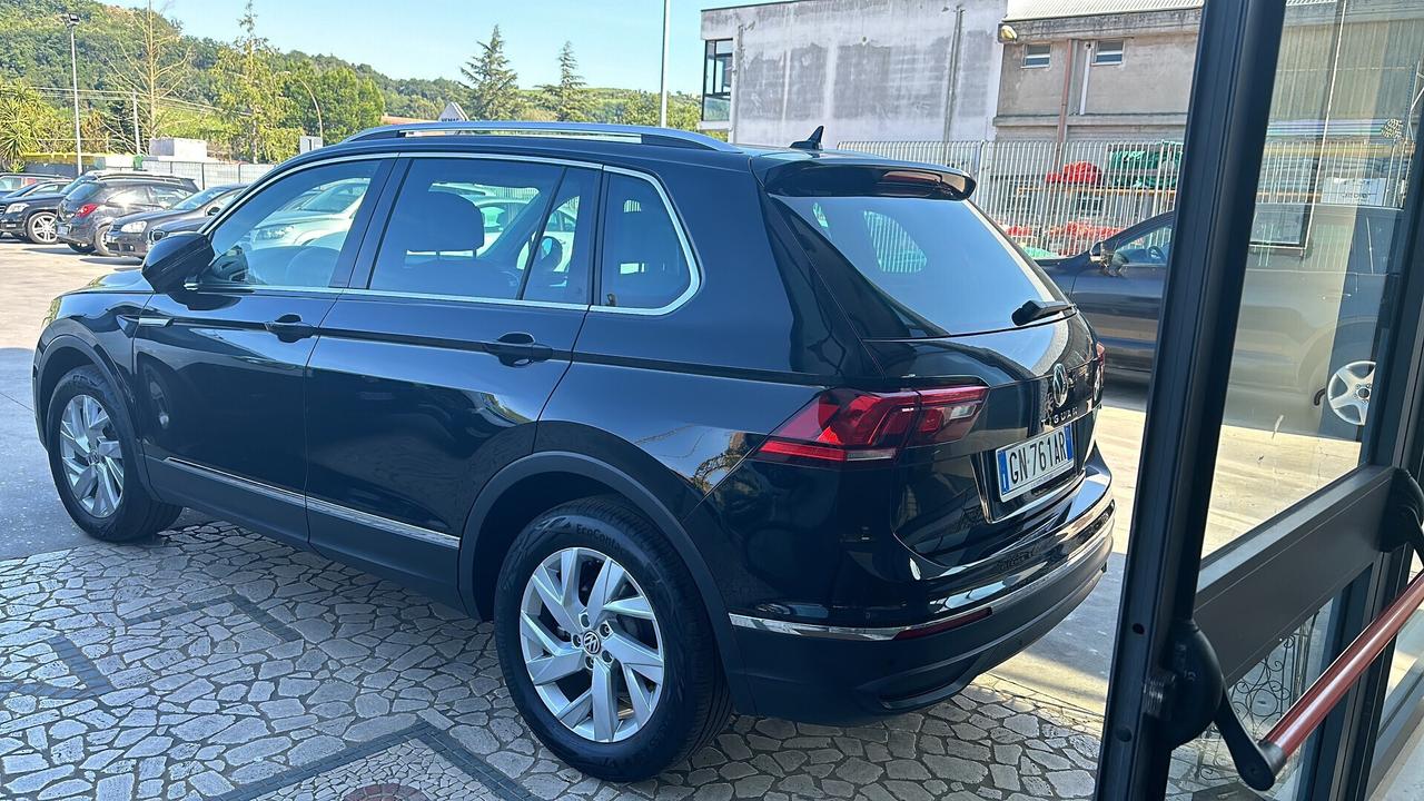 Volkswagen Tiguan 2.0 TDI 150 CV SCR DSG 4MOTION Elegance