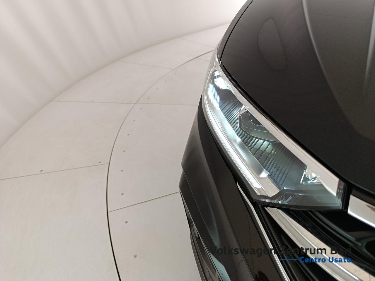Volkswagen T-Roc 1.5 tsi r-line dsg