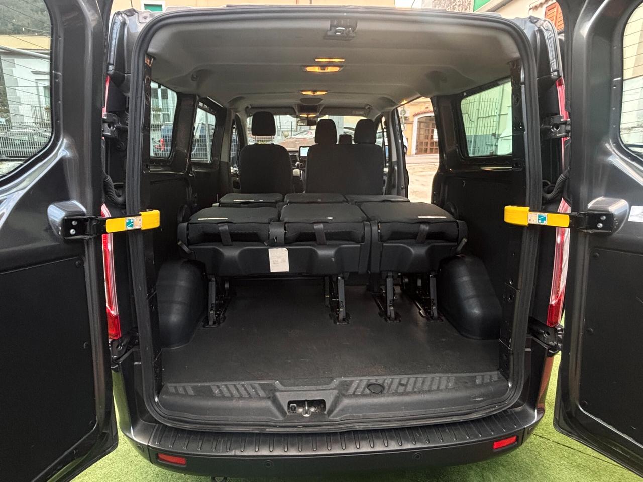 Ford Transit Custom 320 2.0 130 cv Automatico 9 Posti