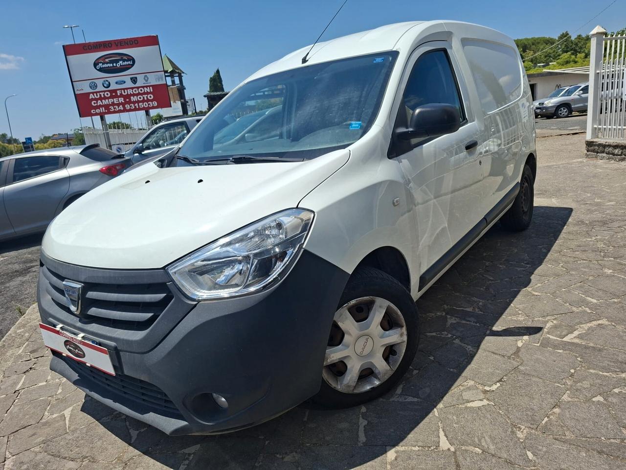 Dacia Dokker 1.5 Blue dCi 8V 75CV Comfort appena sostituita distribuzione pompa acqua