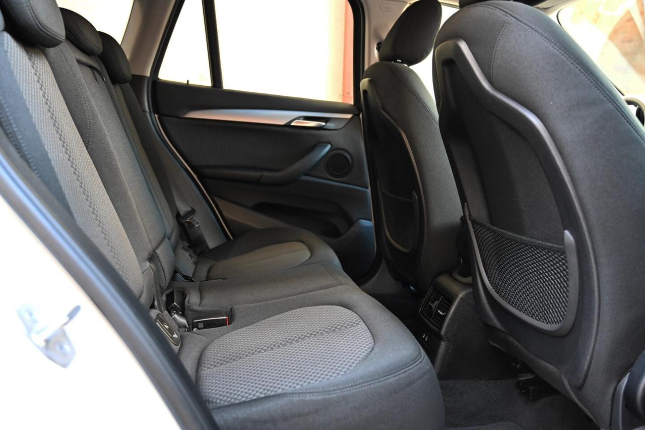 Bmw X1 xDrive 18d Advantage Led Adaptive