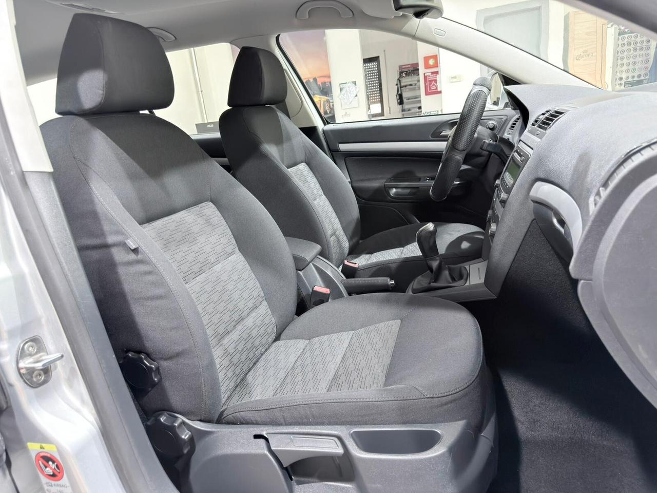 SKODA OCTAVIA 1.6TDI 105cv 1PROPRIETARIO