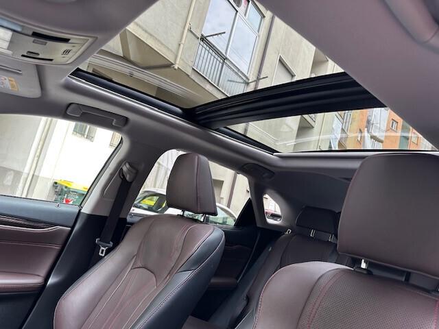 Lexus RX 450h Hybrid Luxury