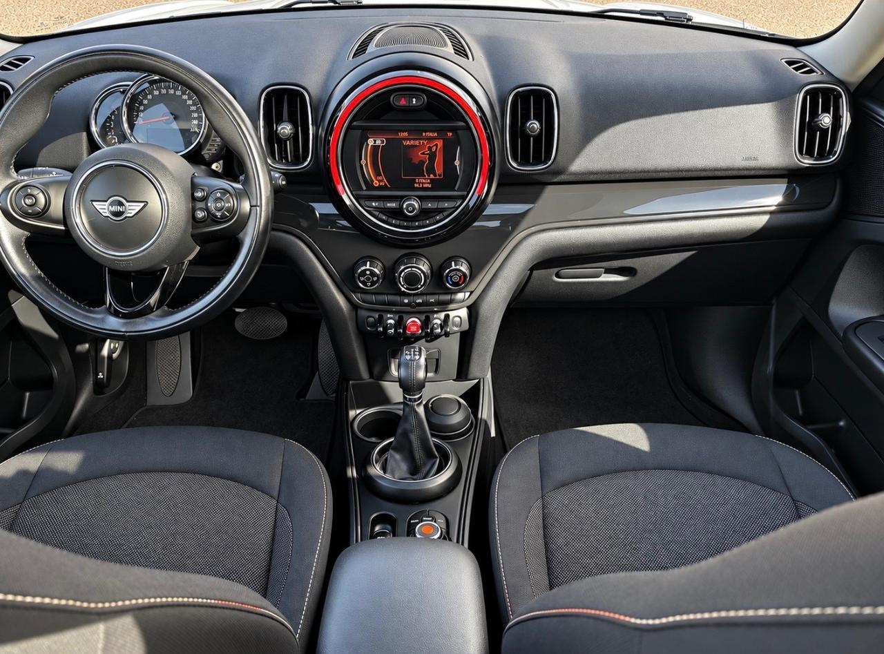 Mini Cooper Countryman D automatica