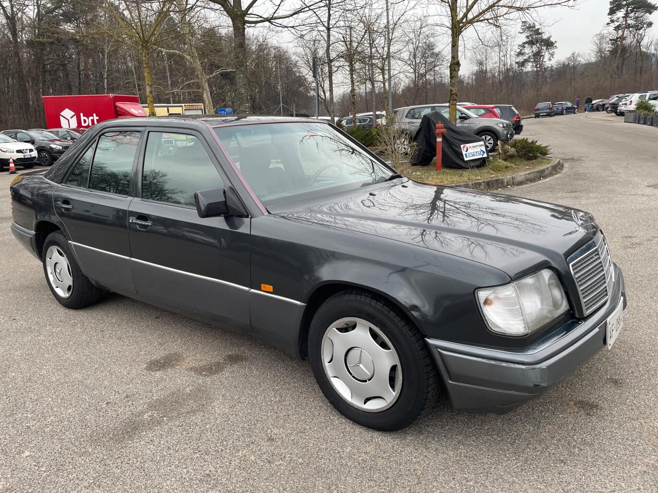 Mercedes-benz E 200 E 200 cat Elegance automatik*solo 50000km*