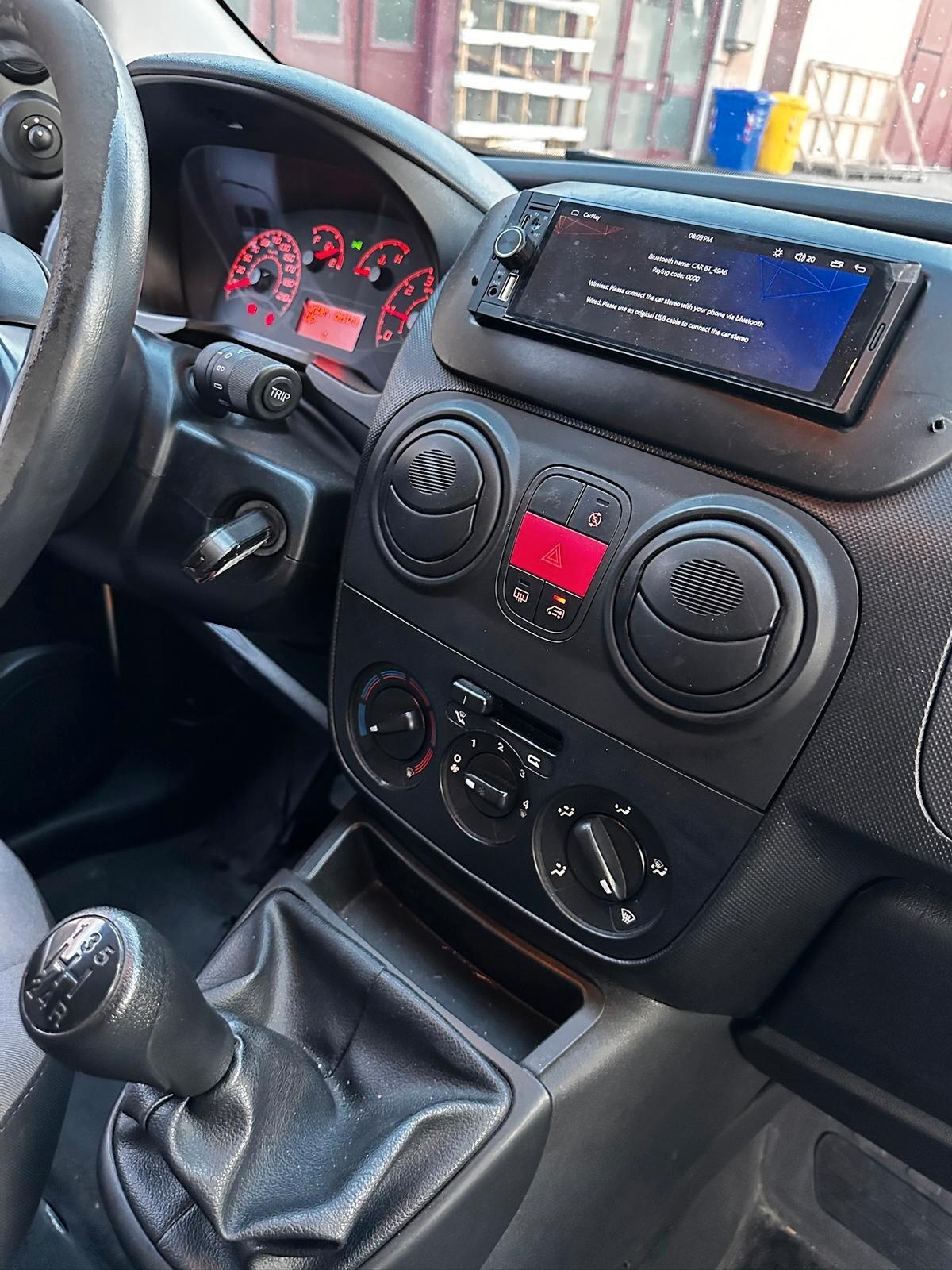 Fiat Fiorino 1.3 MJT 95CV Cargo SX