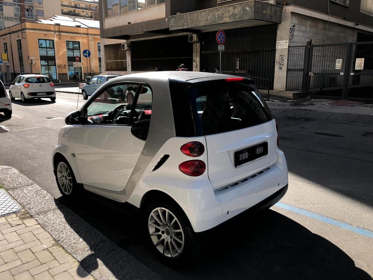 Smart ForTwo 800 40 kW coupé passion cdi